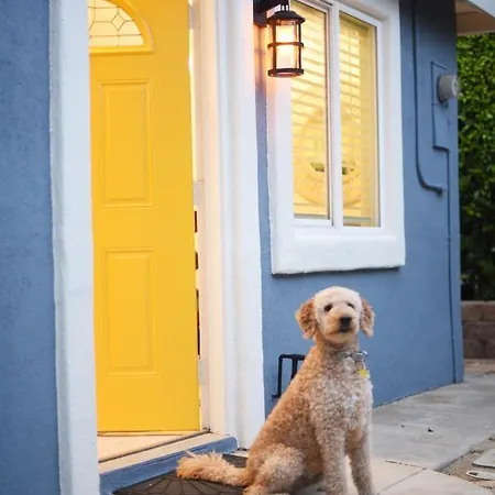 Mile To Beach! Fully Fenced Private Socal Cottage